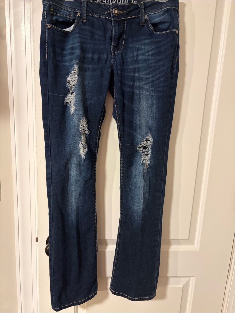 Hydraulic Dark Blue Distressed Women’s Jeans..size 5/6